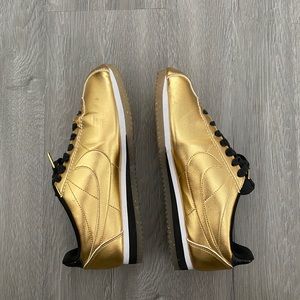 Gold nike Cortez size 8 W